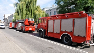 Kolejne alarmy i kolejne ewakuacje