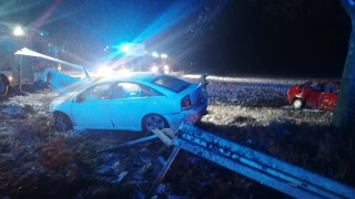 Zderzenie dwóch samochodów w poniedziałkowy poranek