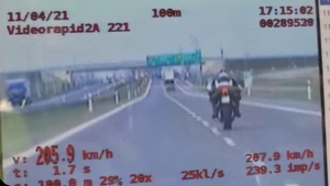 Pędził motocyklem ponad 200 km/h