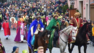 Trzej królowie przybyli do Gniezna - wraz z nimi tłumy mieszkańców