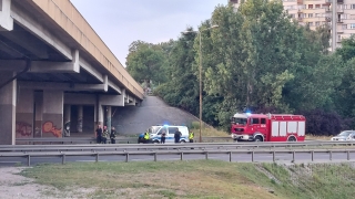 Interwencja służb pod Wiaduktem Solidarności