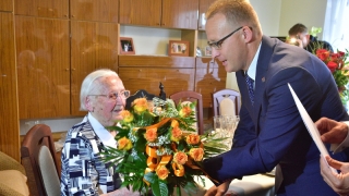 „Dwieście lat” dla gnieźnieńskiej stulatki