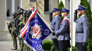 Wyróżnienia i awanse z okazji święta Policji