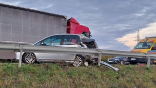 Wypadek między Gnieznem a Jankowem. Lądował śmigłowiec LPR