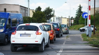 Przejazd kolejowy na Dalkach będzie częściej zamykany. Zalecają objazd przez ul. Kostrzewskiego