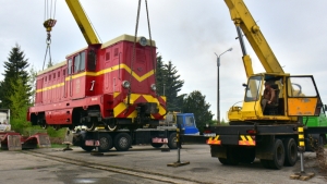 Wąskotorowa lokomotywa wyjechała z Gniezna