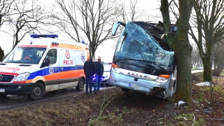 Wypadek autobusu między Gnieznem a Kłeckiem