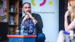 Jakub Żulczyk w Gnieźnie, czyli o „pisarzu w niełasce” i nie tylko...