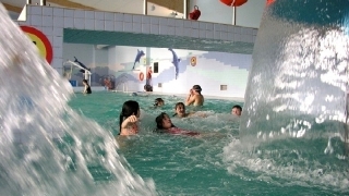 Sanepid zamyka basen rekreacyjny. „Negatywny wynik badania wody”