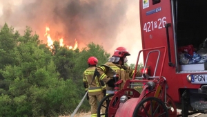 Strażacy wciąż walczą z pożarami w Grecji - mają zostać podmienieni