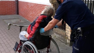 Sąsiad potrzebował pomocy - mężczyzna trafił do DPS-u