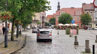 Kto straci, a kto zyska na zamknięciu przejazdu przez Rynek?