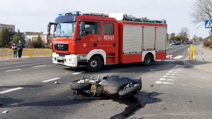 Zderzenie samochodu i motocykla na „piętnastce”