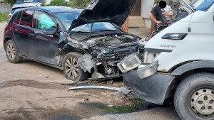 Zderzenie dwóch aut w Lubochni