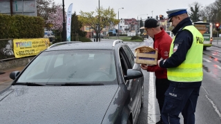 Jabłka dla kierowców od policjantów i urzędników