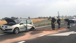 Zderzenie czterech aut na zjeździe z S5