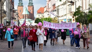 Przez centrum przeszedł Marsz Różowej Wstążki