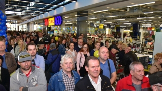 Tłumy gnieźnian na otwarciu Galerii Piastova!